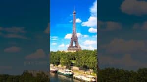 Lire la suite à propos de l’article (Courbevoie): pov : you take the metro line 6 in Paris ♥️
